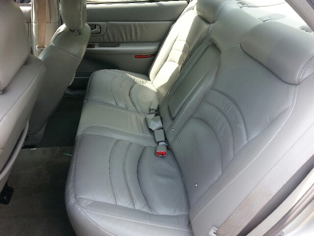 Buick Century 2003 photo 6