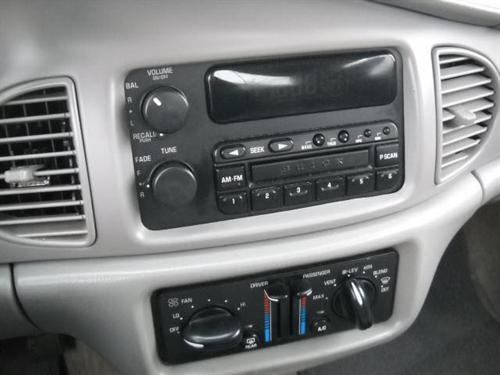 Buick Century 2003 photo 1