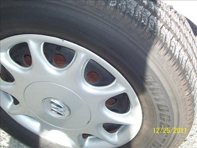 Buick Century 2003 photo 4