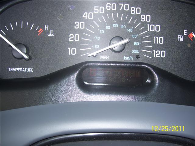 Buick Century 2003 photo 5