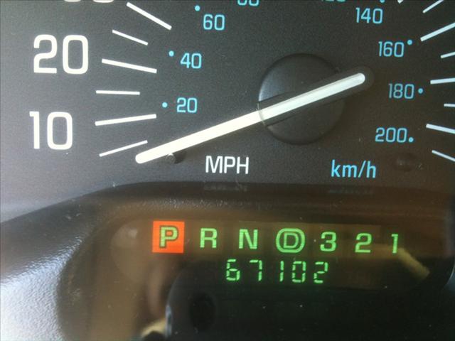 Buick Century 2004 photo 3