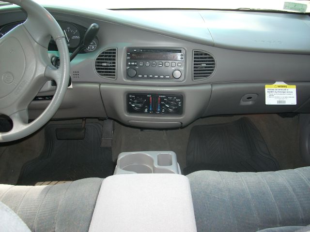 Buick Century 2004 photo 5