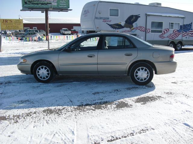 Buick Century 2004 photo 2