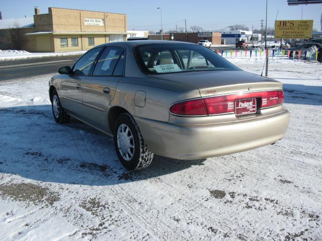 Buick Century 2004 photo 3