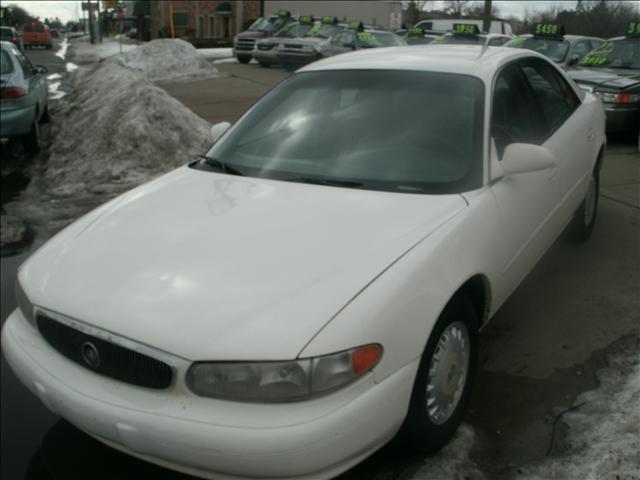 Buick Century 2004 photo 1