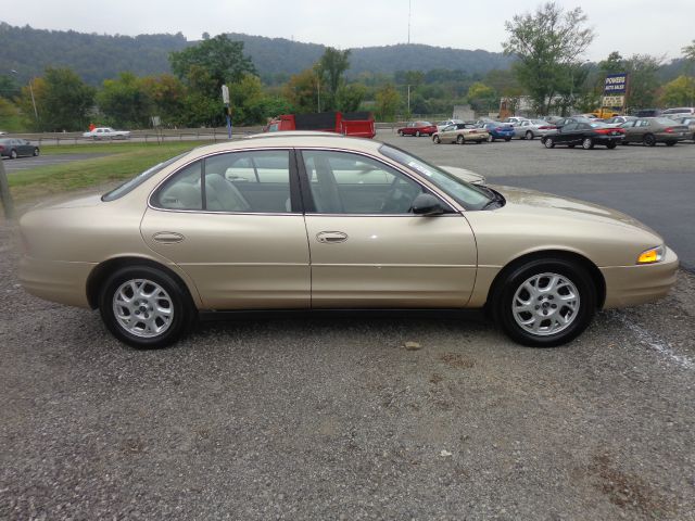Buick Century 2004 photo 2