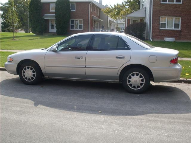 Buick Century 2004 photo 1