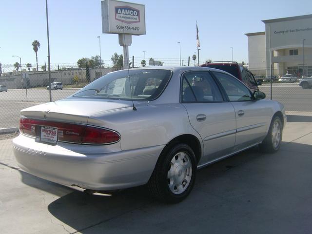 Buick Century 2004 photo 1