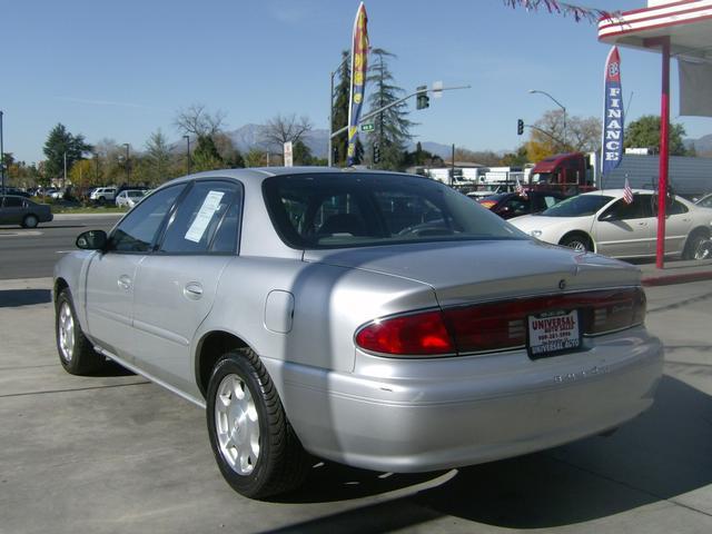 Buick Century 2004 photo 3