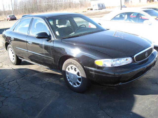 Buick Century 2004 photo 2
