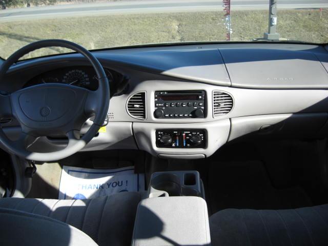 Buick Century 2004 photo 4