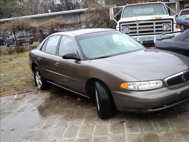 Buick Century 2004 photo 1