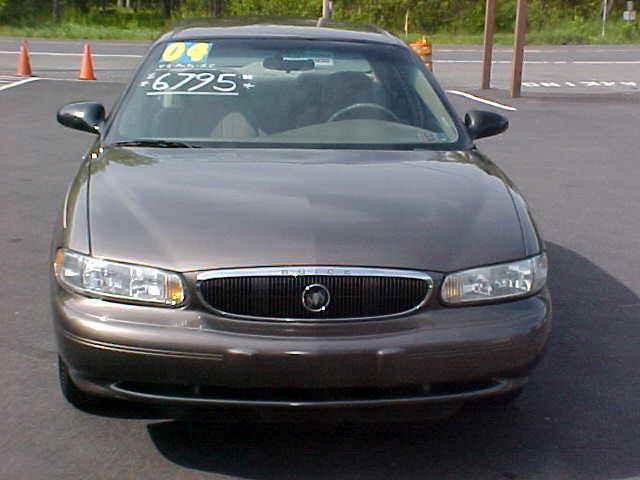 Buick Century 2004 photo 3