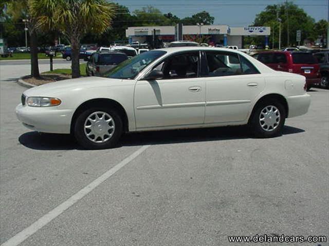 Buick Century 2004 photo 4