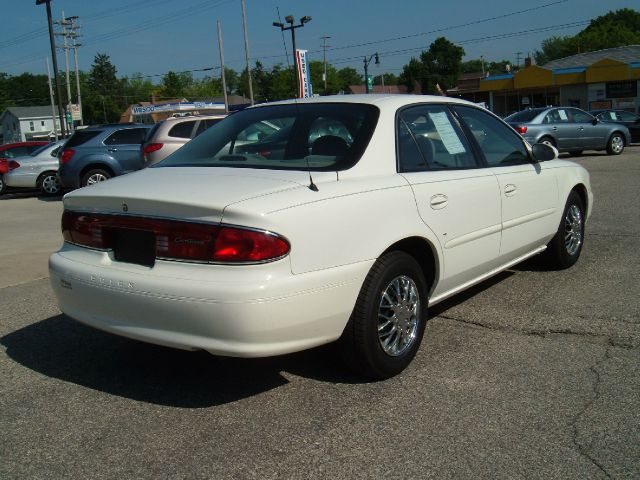 Buick Century 2005 photo 9