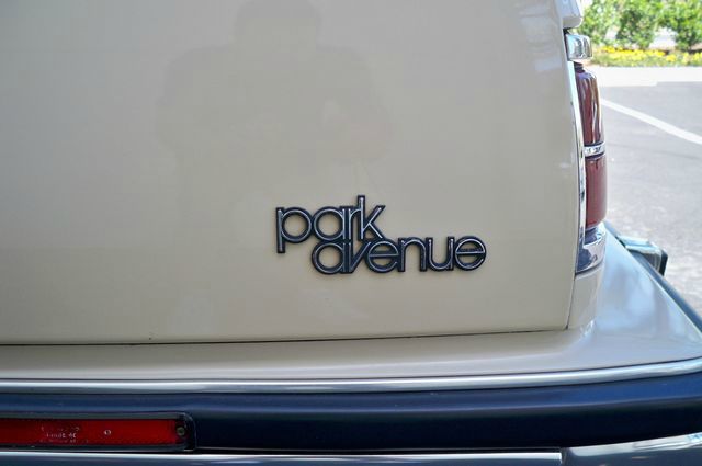 Buick Electra 1987 photo 2