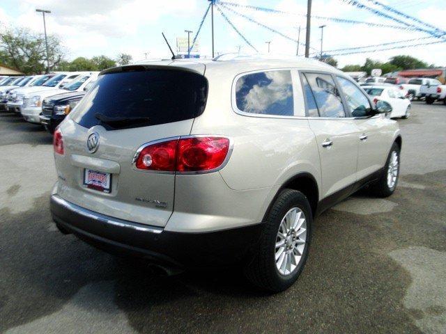 Buick Enclave 2008 photo 4