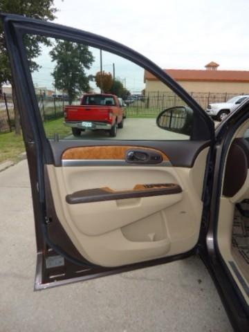 Buick Enclave 2008 photo 4