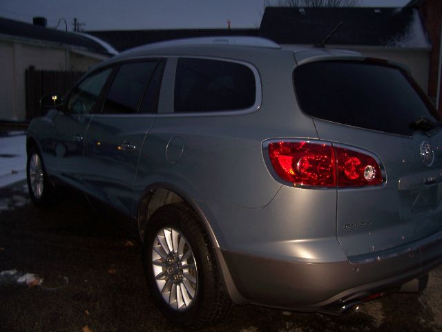 Buick Enclave 2008 photo 2