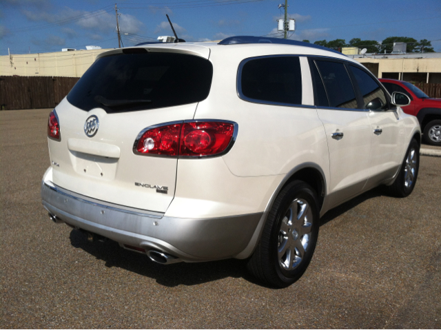Buick Enclave 2008 photo 1