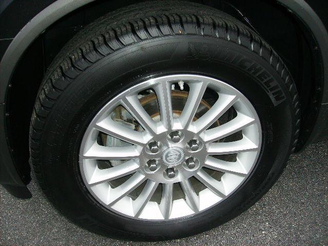 Buick Enclave 2008 photo 1