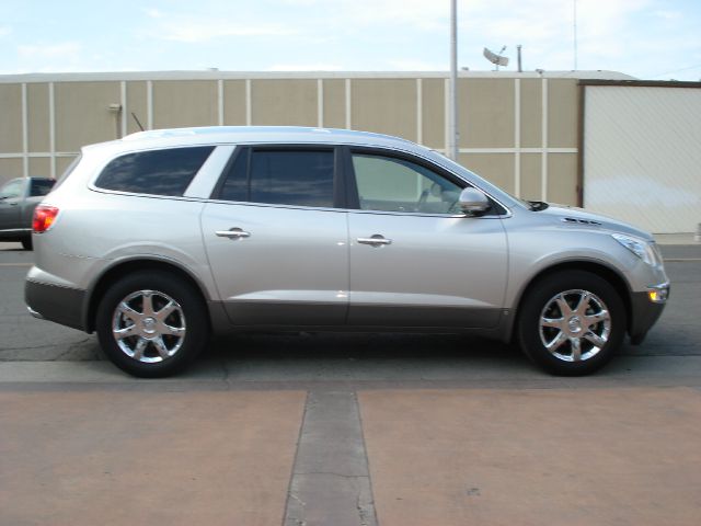 Buick Enclave 2008 photo 2
