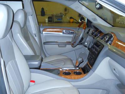 Buick Enclave 2008 photo 4
