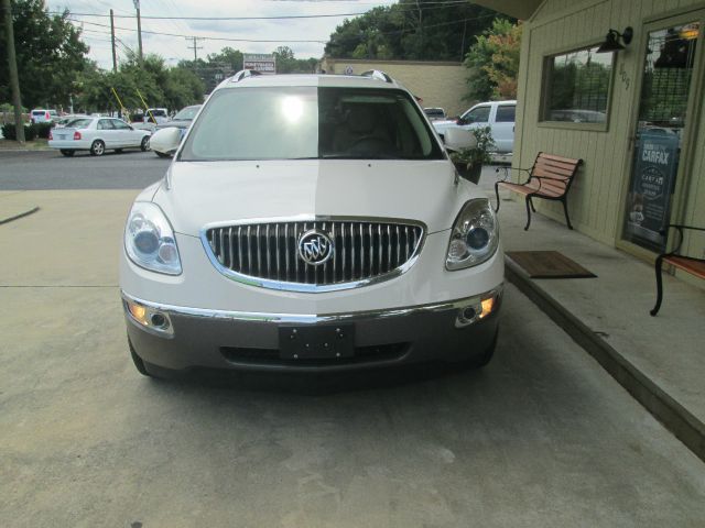 Buick Enclave 2008 photo 2
