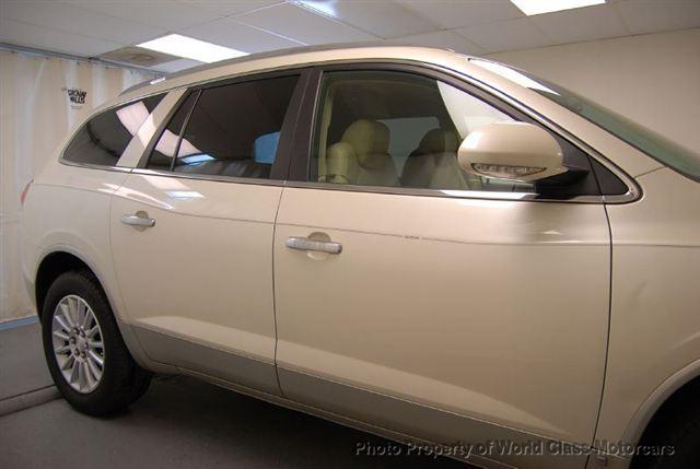 Buick Enclave 2008 photo 3
