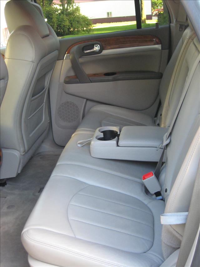 Buick Enclave 2008 photo 4