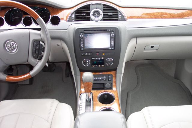 Buick Enclave 2008 photo 1