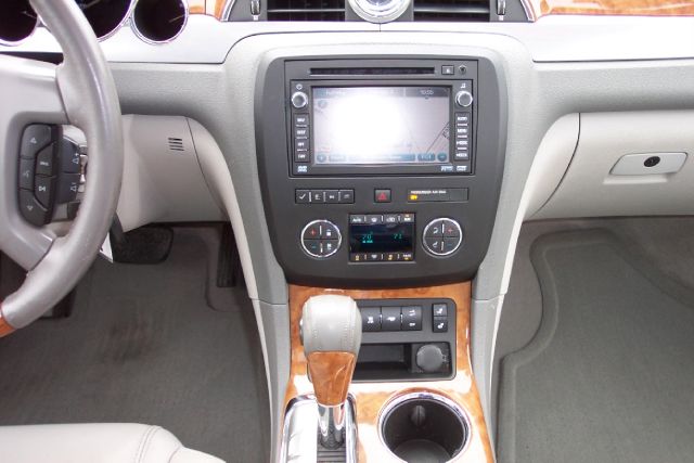 Buick Enclave 2008 photo 10