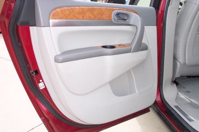 Buick Enclave 2008 photo 17