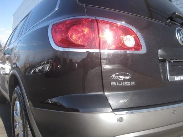 Buick Enclave 2008 photo 3