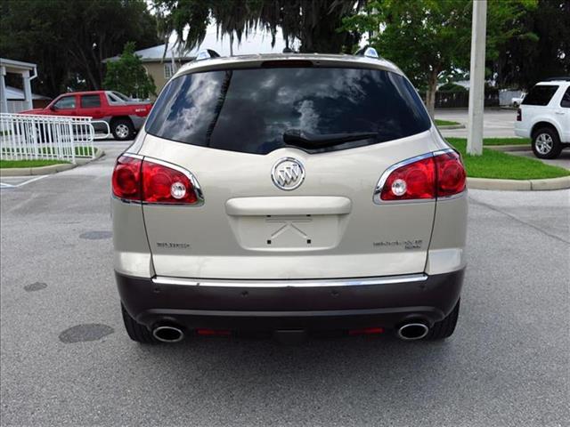 Buick Enclave 2008 photo 1