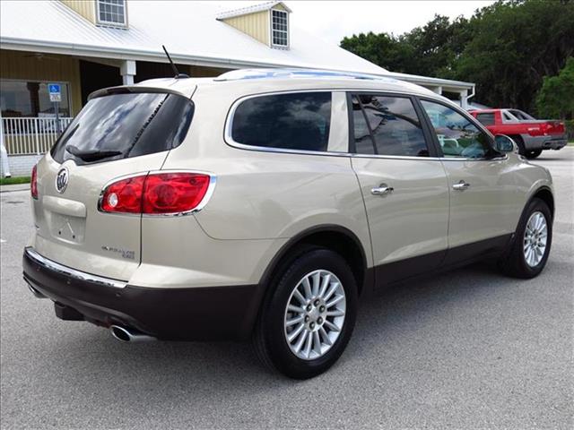 Buick Enclave 2008 photo 3