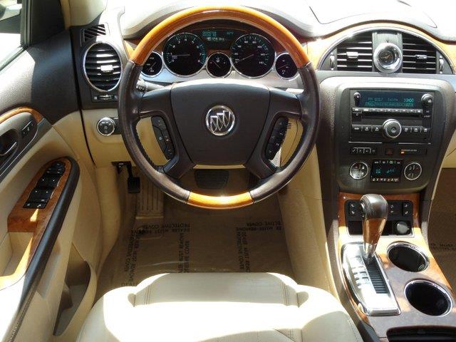 Buick Enclave 2008 photo 3