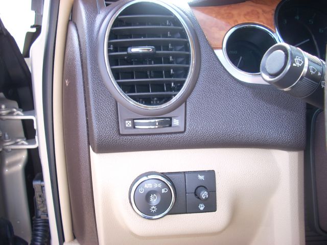 Buick Enclave 2008 photo 28