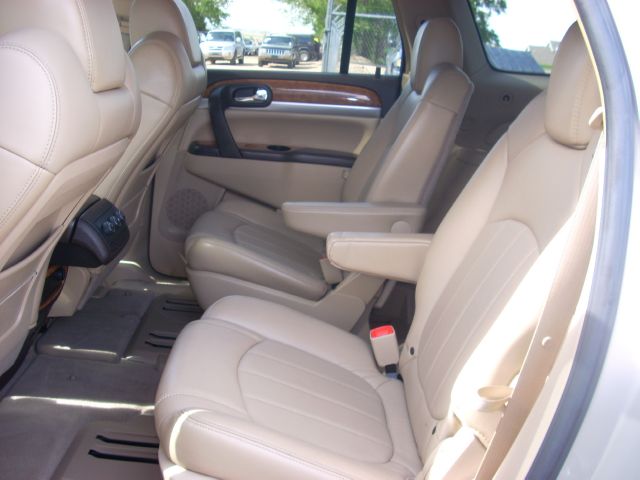 Buick Enclave 2008 photo 3