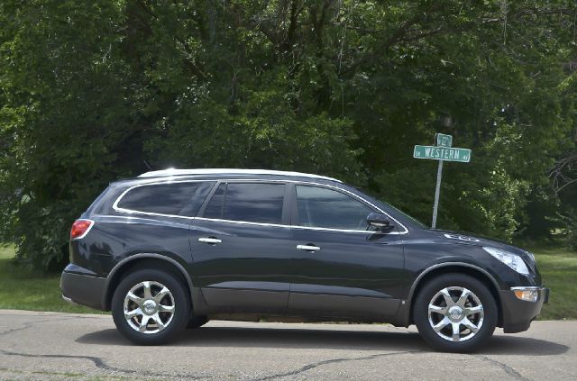 Buick Enclave 2008 photo 2