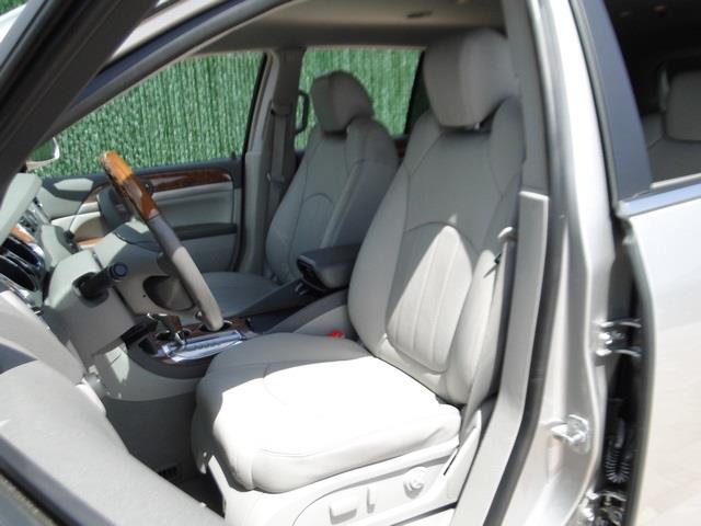 Buick Enclave 5.4L Special SERV SUV