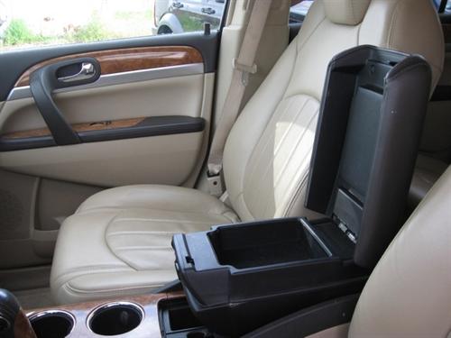 Buick Enclave 2009 photo 1
