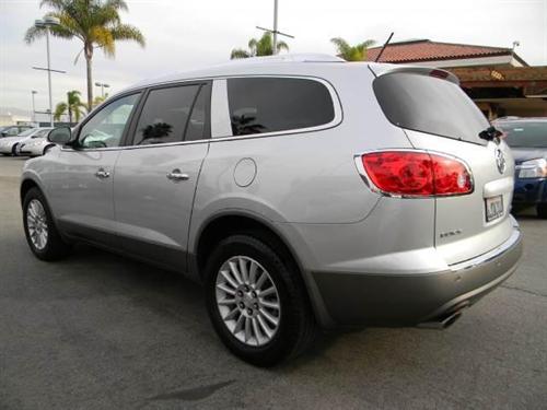 Buick Enclave 2009 photo 2