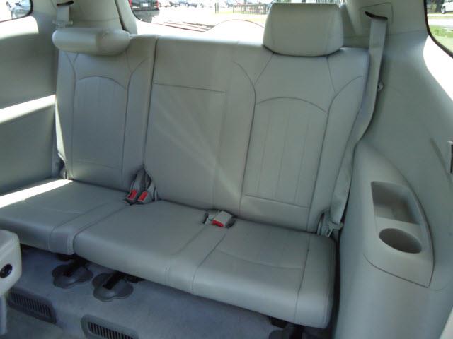 Buick Enclave 2009 photo 13