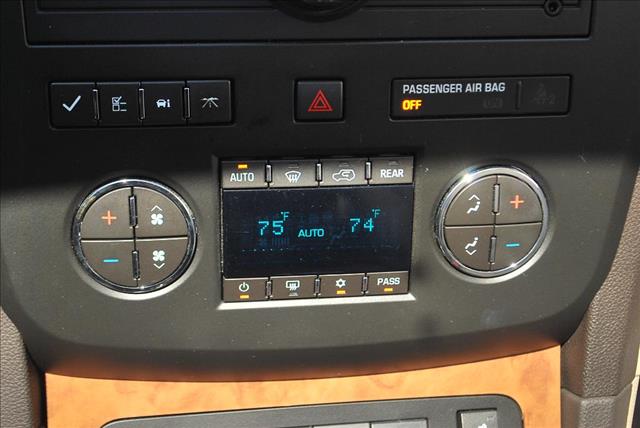 Buick Enclave 2009 photo 4