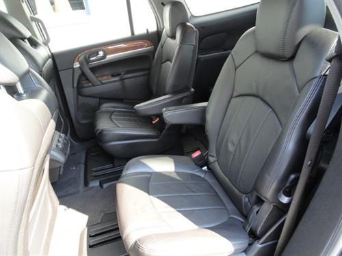 Buick Enclave 2009 photo 1