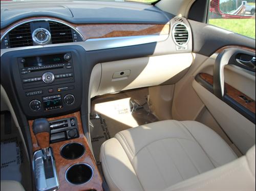 Buick Enclave 2009 photo 3
