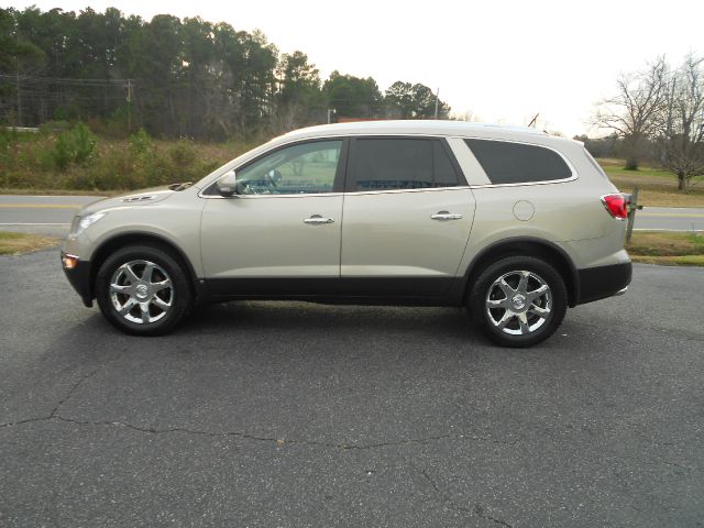 Buick Enclave 2009 photo 2