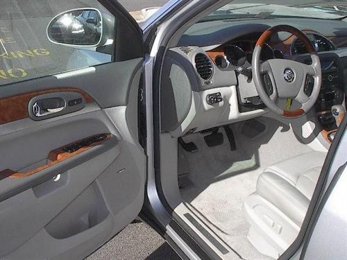 Buick Enclave 2009 photo 1