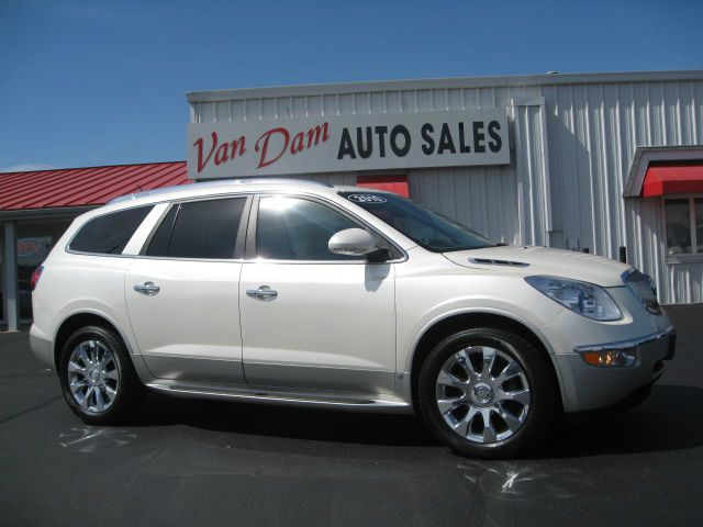 Buick Enclave 2010 photo 2